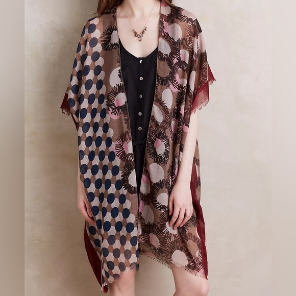 ANTHROPOLOGIE · SUBTLE LUXURY BLUE MOTIF PRINT LUNAR KIMONO - O/S - Picture 1 of 3